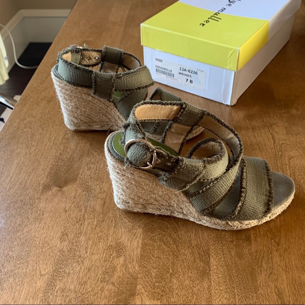 Fun Olive wedges